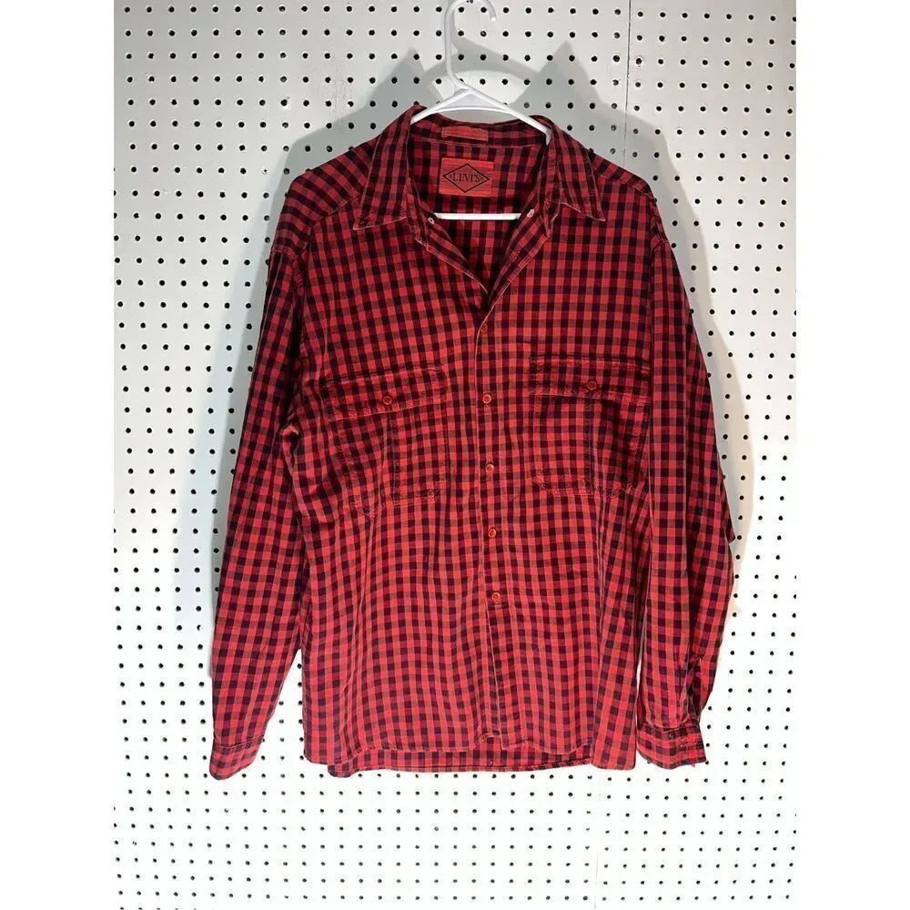 Levi’s vintage checkered button down shirt